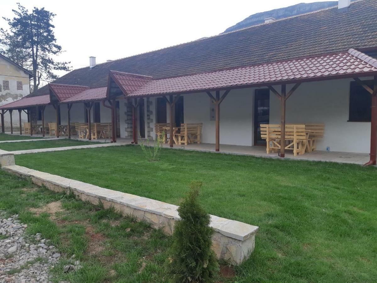 Sobe Gmitrovic Rtanj Exterior foto